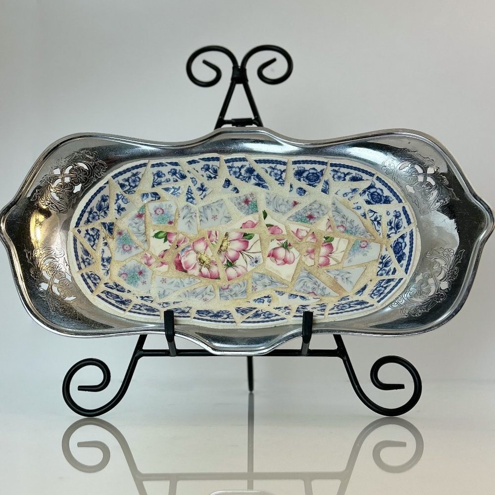 Decorative Mosaic Bread Bowl with Engraved Borders and Colorful Porcelain